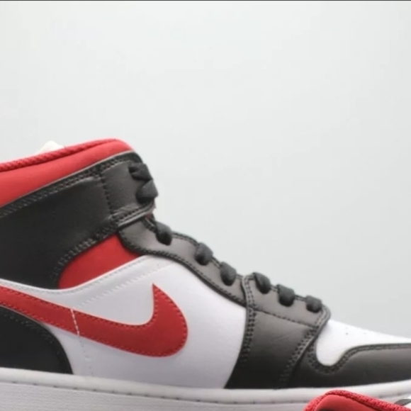 Nike Air Jordan 1 Mid Metallic Gym Red/Black/White - Picture 2 of 7